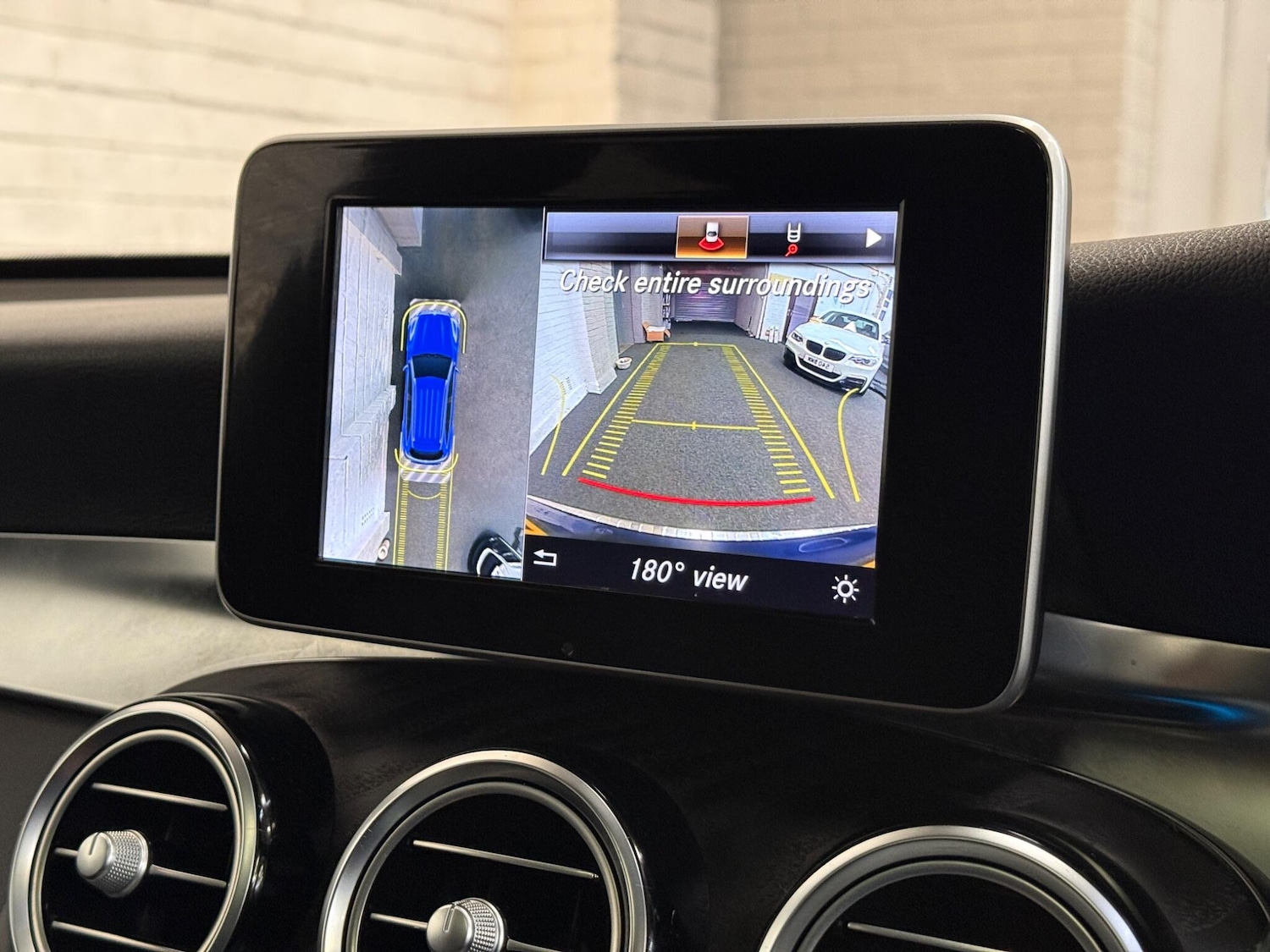 Used Mercedes-Benz GLC 2018 for sale - 77613041: Photo 36