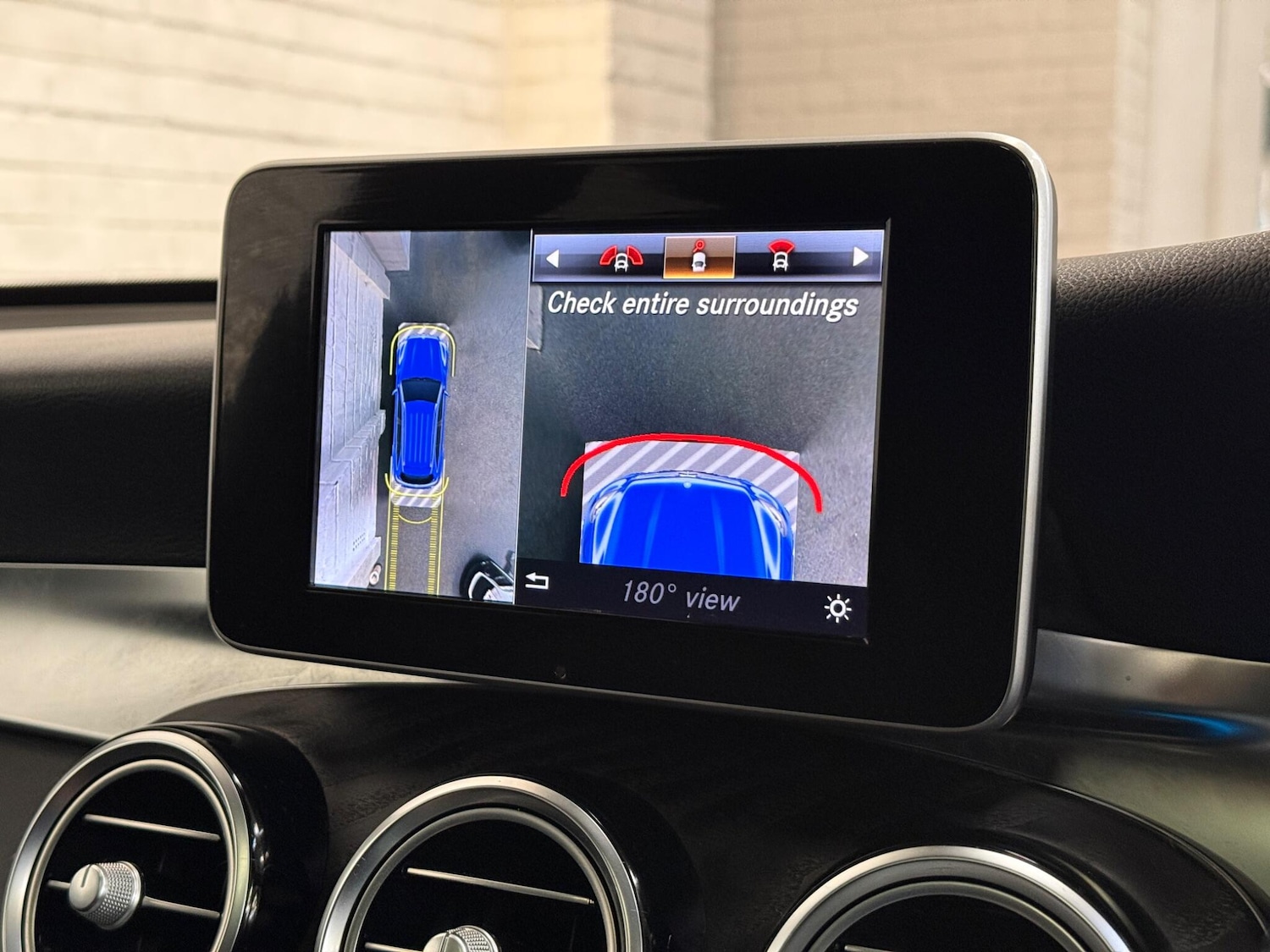 Used Mercedes-Benz GLC 2018 for sale - 77613041: Photo 40