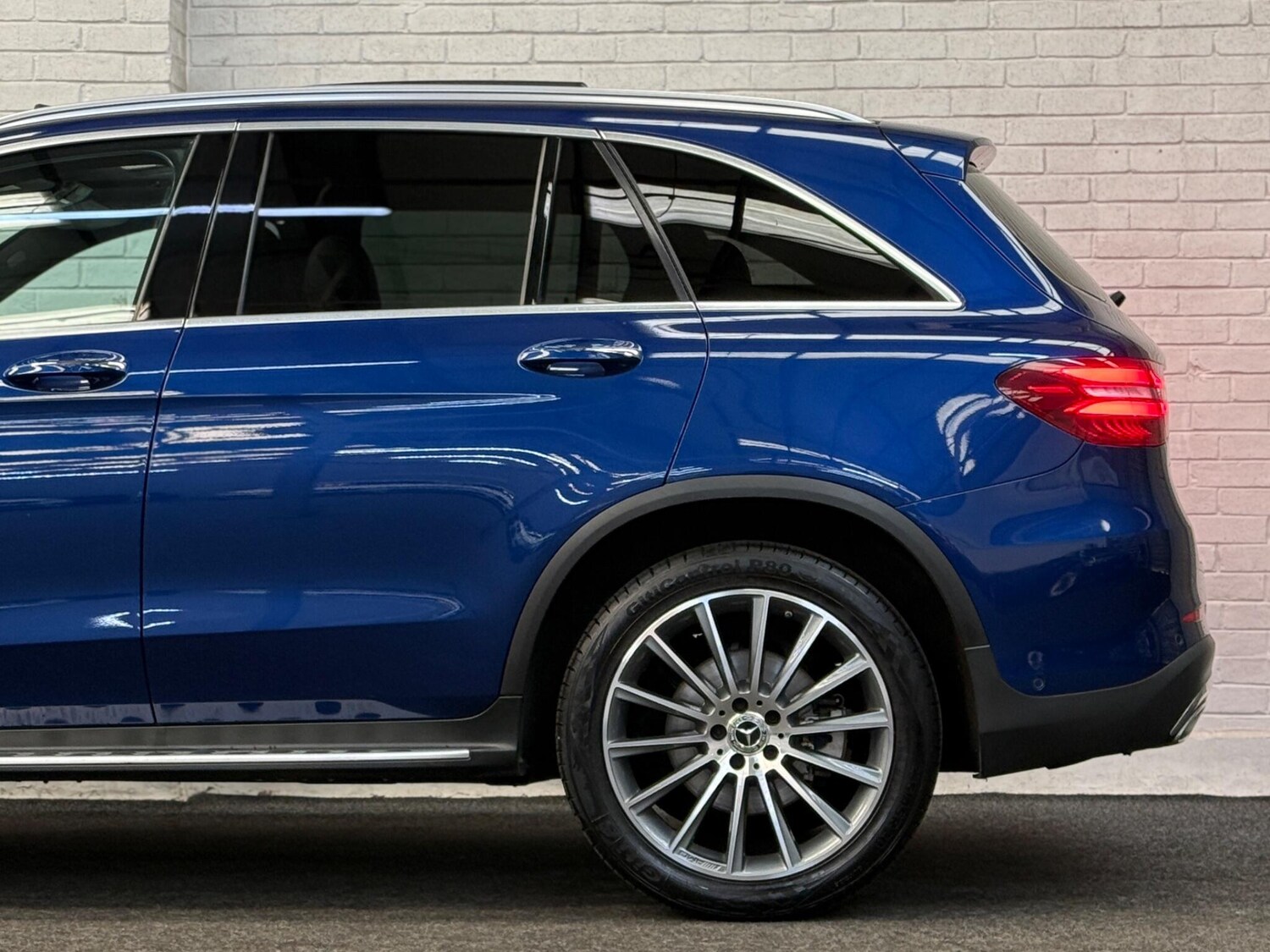 Used Mercedes-Benz GLC 2018 for sale - 77613041: Photo 61