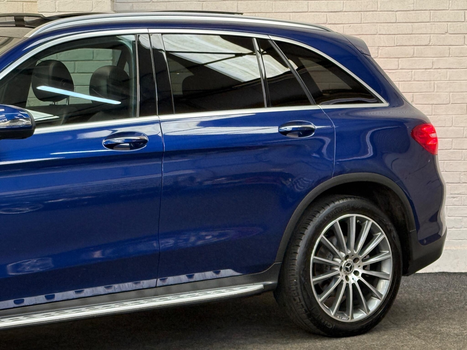 Used Mercedes-Benz GLC 2018 for sale - 77613041: Photo 77