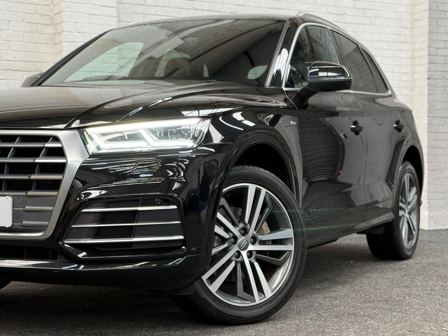 Used Audi Q5 2017 for sale - 76667443: Photo 24