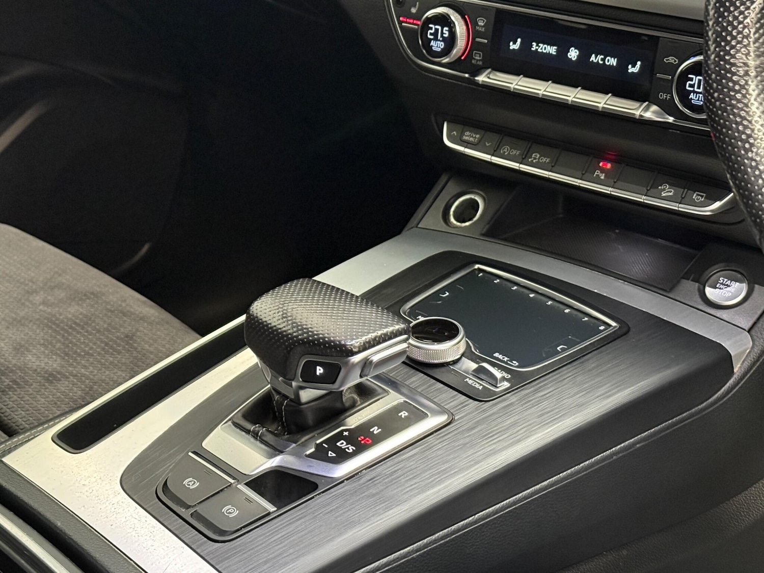 Used Audi Q5 2017 for sale - 76667443: Photo 32