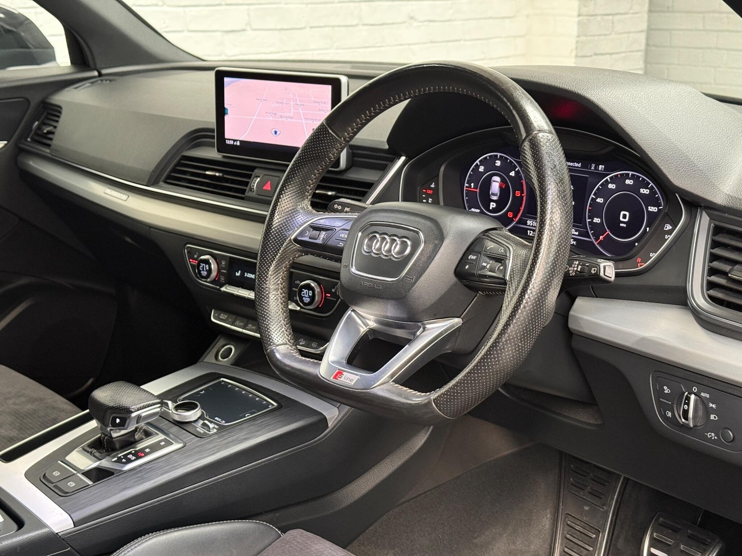 Used Audi Q5 2017 for sale - 76667443: Photo 33