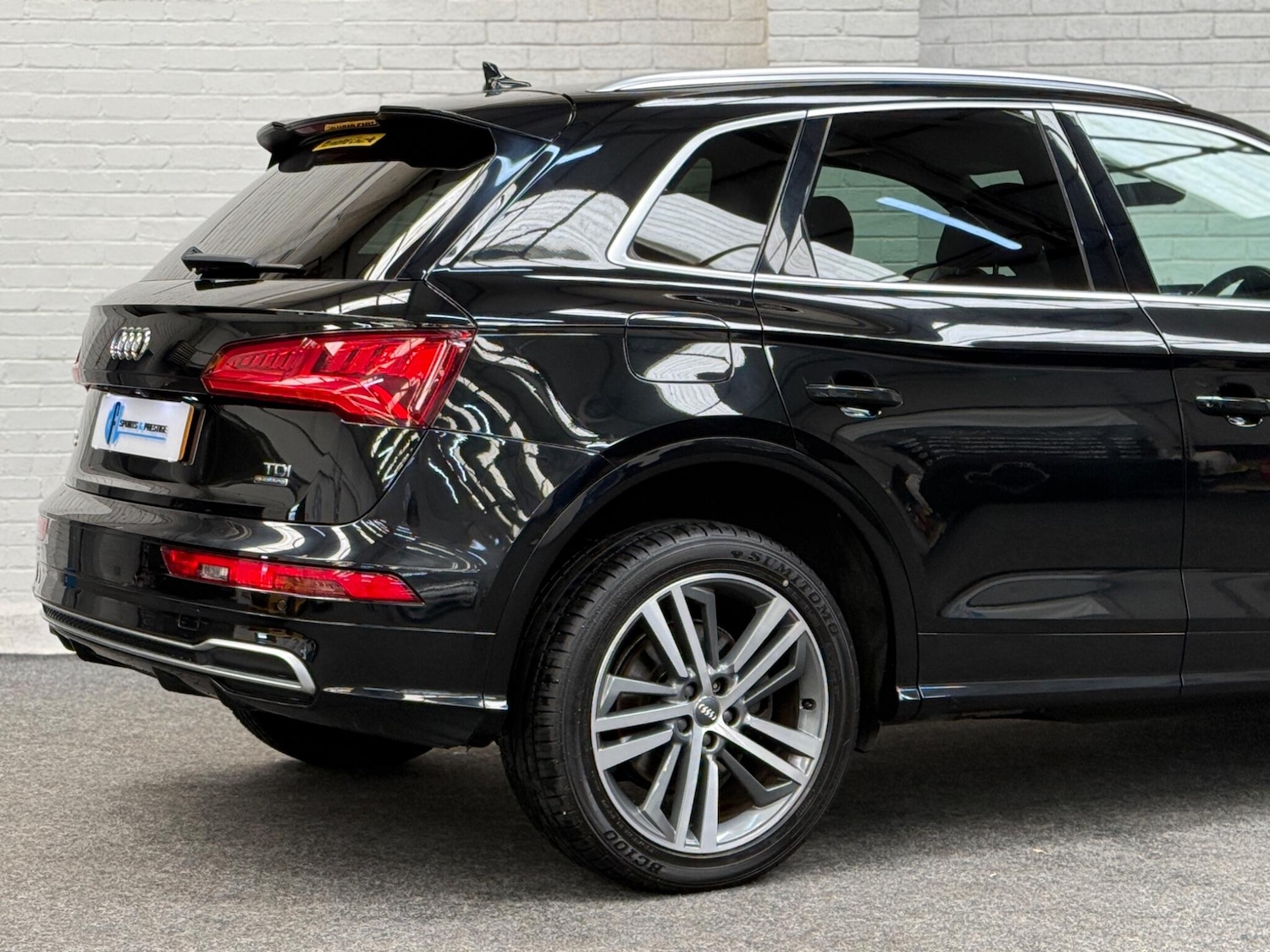 Used Audi Q5 2017 for sale - 76667443: Photo 68