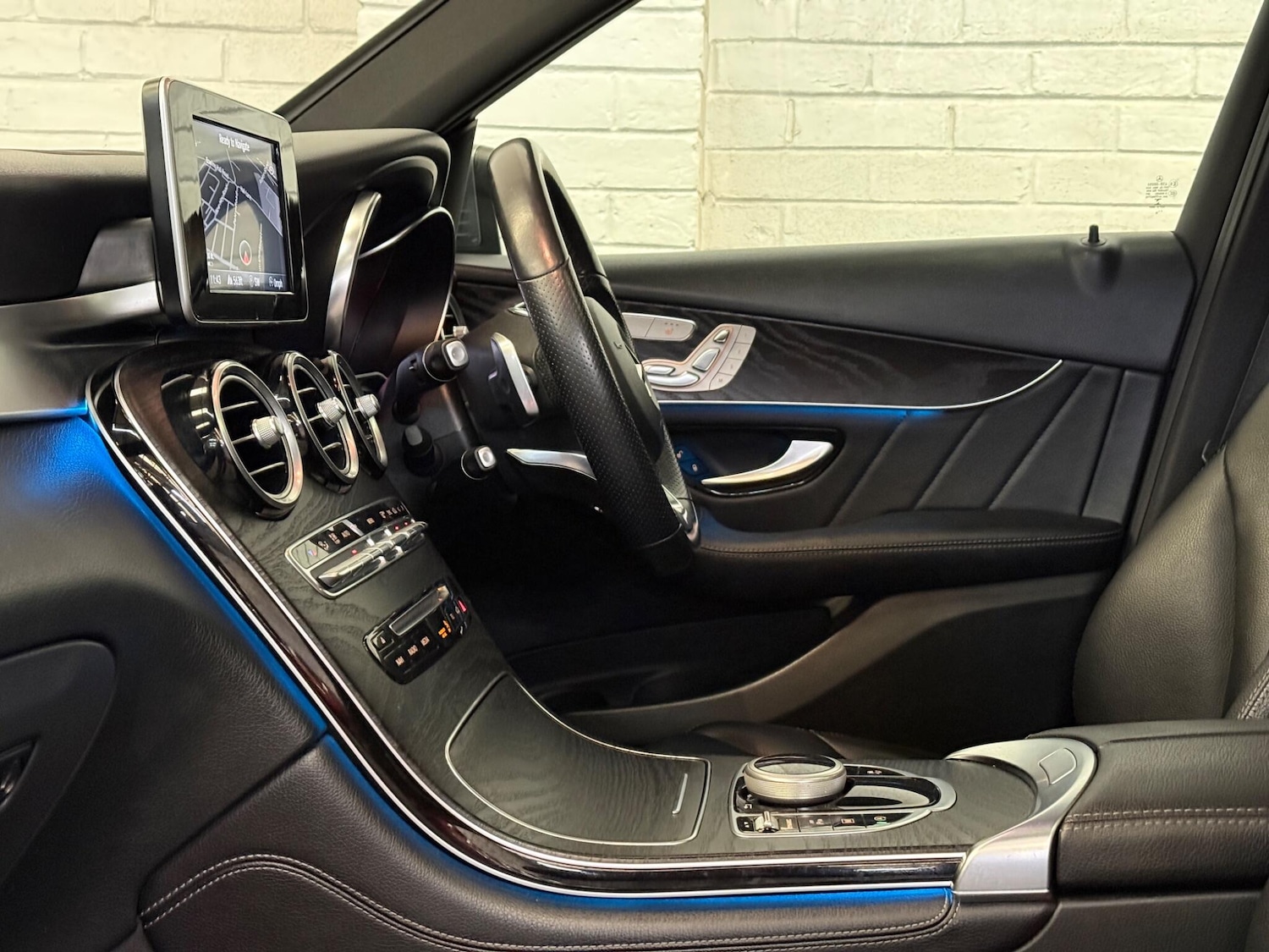 Used Mercedes-Benz GLC 2018 for sale - 77484225: Photo 22