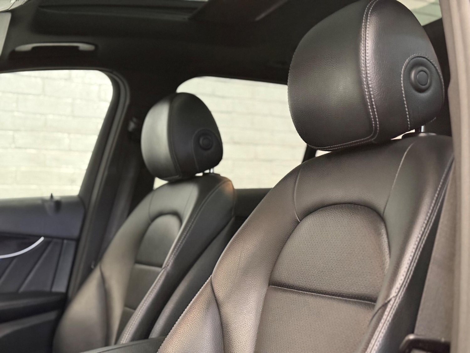 Used Mercedes-Benz GLC 2018 for sale - 77484225: Photo 25