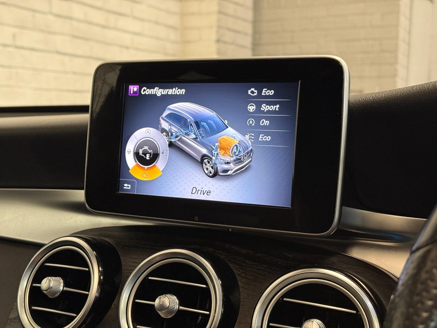 Used Mercedes-Benz GLC 2018 for sale - 77484225: Photo 38