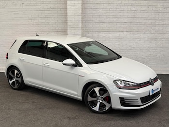Used Volkswagen Golf 2015 for sale - 78866278: Photo