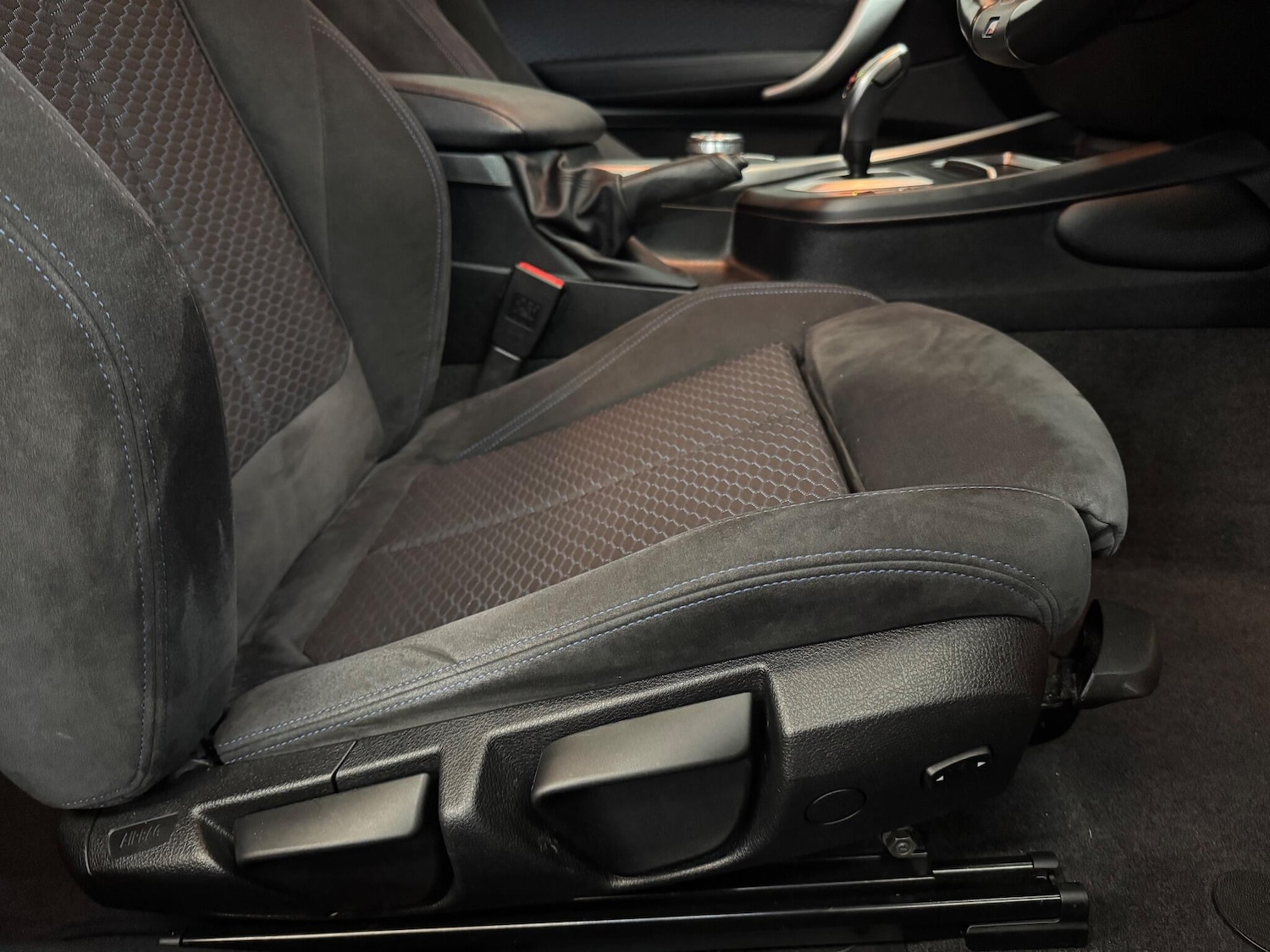 Used BMW 2 Series 2018 for sale - 77054028: Photo 43