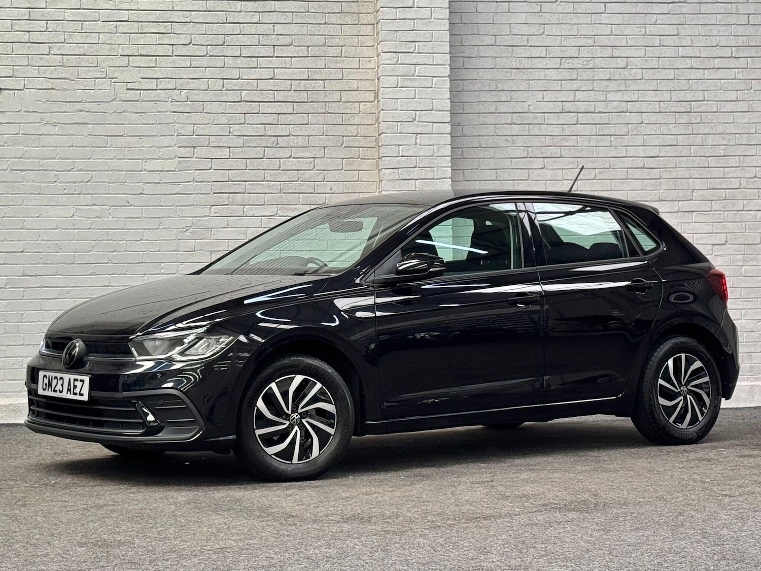 Used Volkswagen Polo 2023 for sale - 77050190: Photo 2