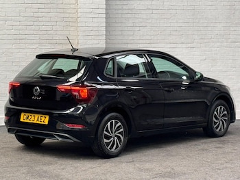 Used Volkswagen Polo 2023 for sale - 77050190: Photo