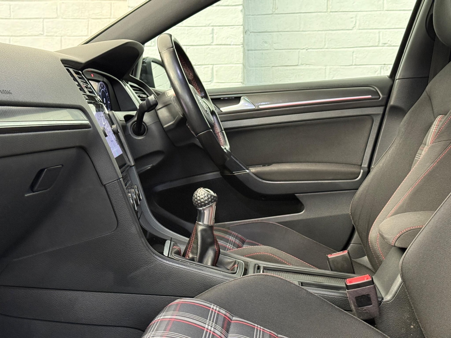 Used Volkswagen Golf 2017 for sale - 76658275: Photo 26