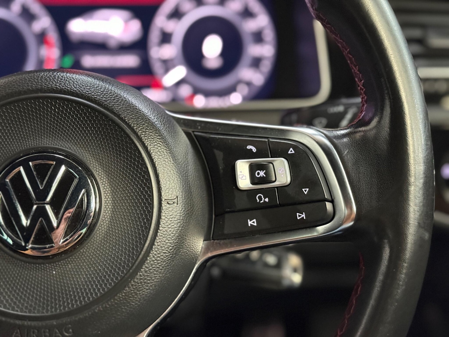 Used Volkswagen Golf 2017 for sale - 76658275: Photo 46