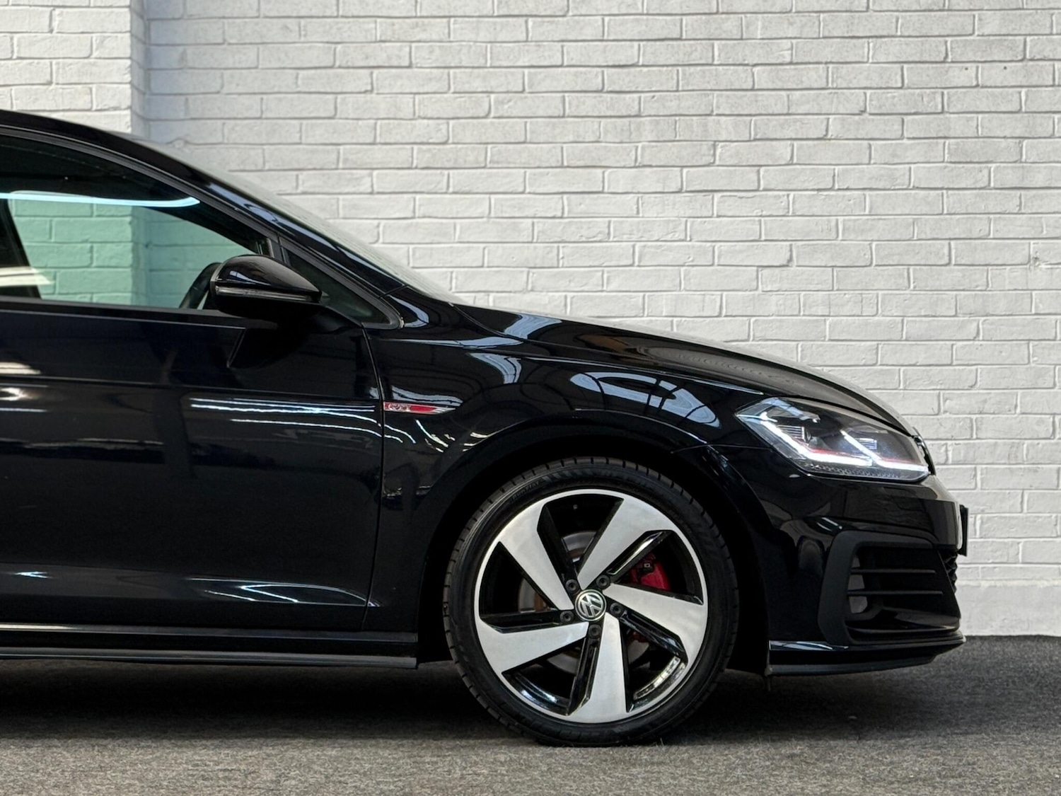 Used Volkswagen Golf 2017 for sale - 76658275: Photo 56