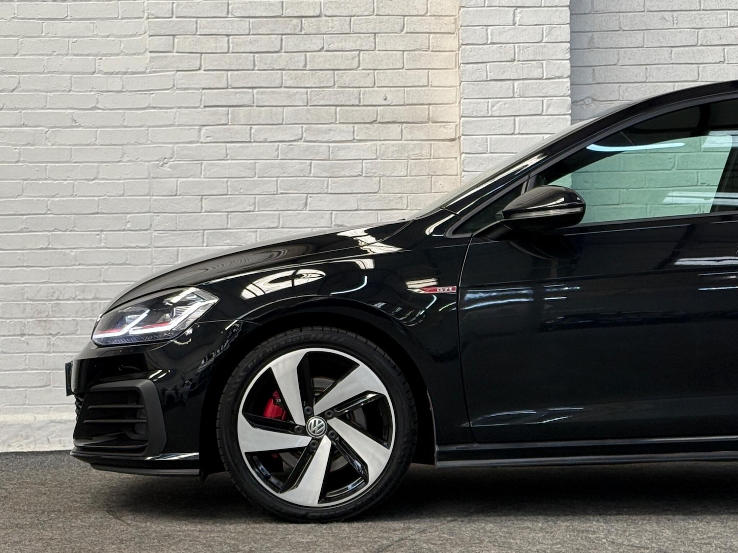 Used Volkswagen Golf 2017 for sale - 76658275: Photo 57