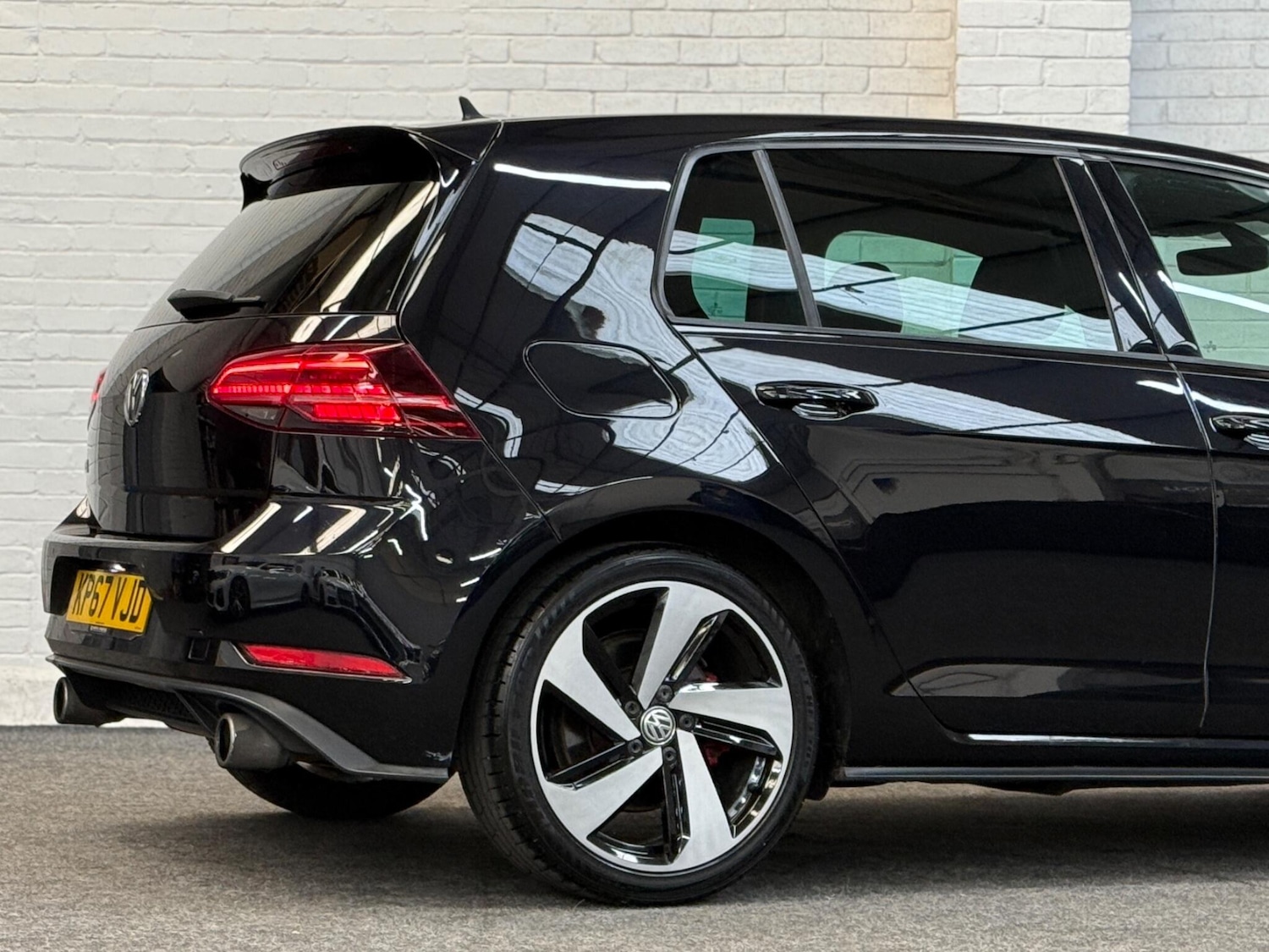 Used Volkswagen Golf 2017 for sale - 76658275: Photo 63