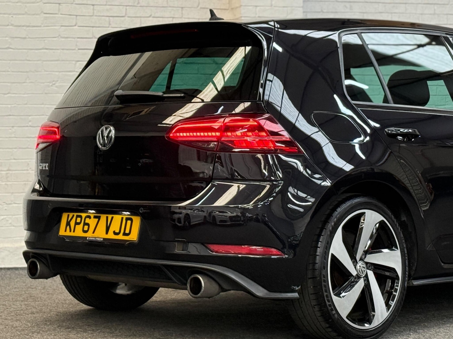 Used Volkswagen Golf 2017 for sale - 76658275: Photo 65