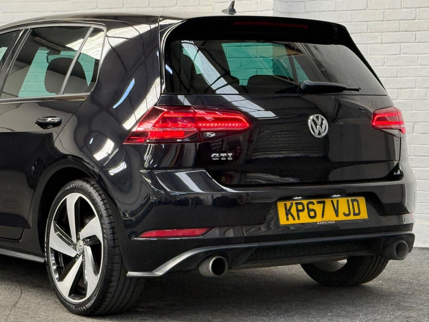 Used Volkswagen Golf 2017 for sale - 76658275: Photo 66