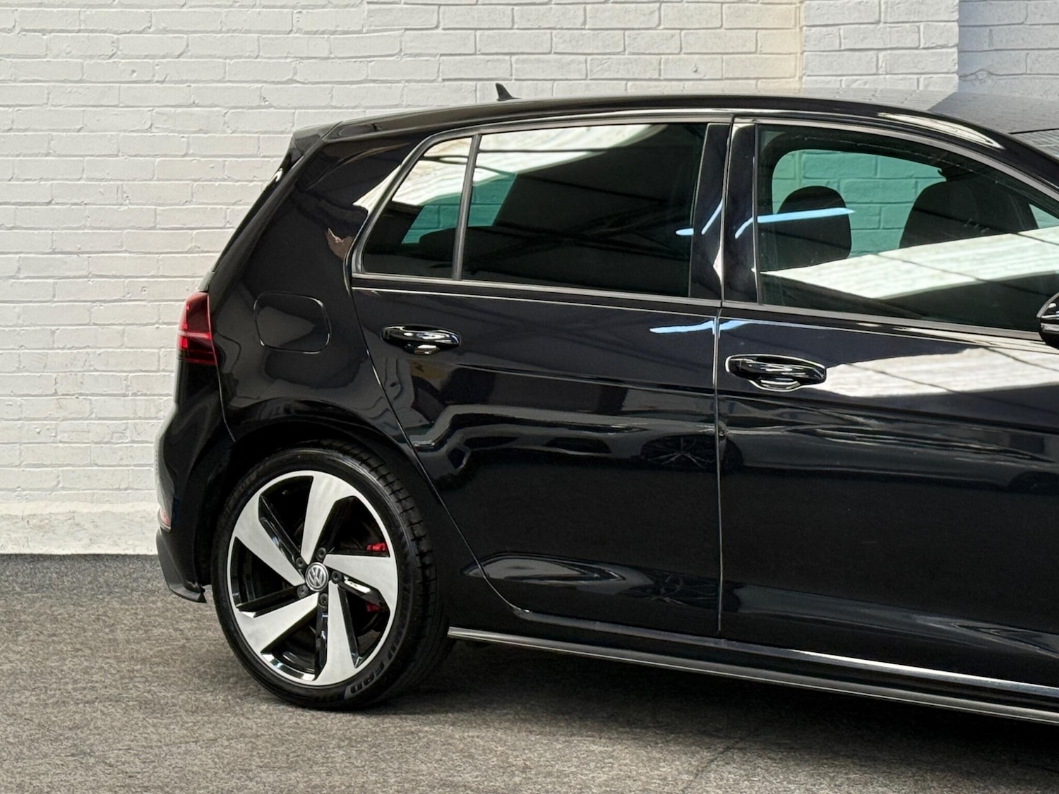 Used Volkswagen Golf 2017 for sale - 76658275: Photo 74