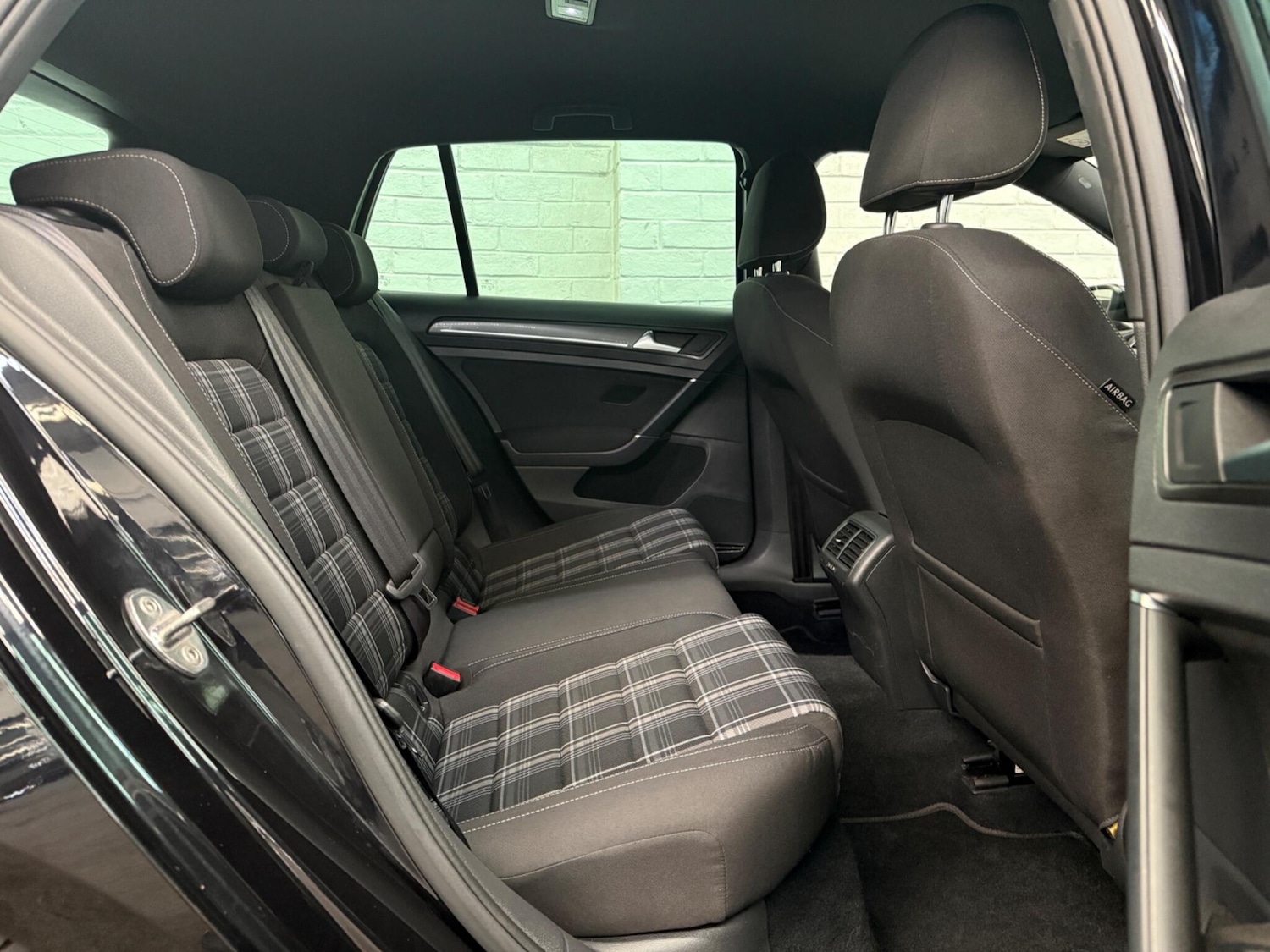 Used Volkswagen Golf 2018 for sale - 76912774: Photo 35