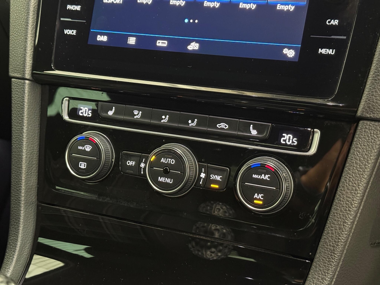 Used Volkswagen Golf 2018 for sale - 76912774: Photo 40