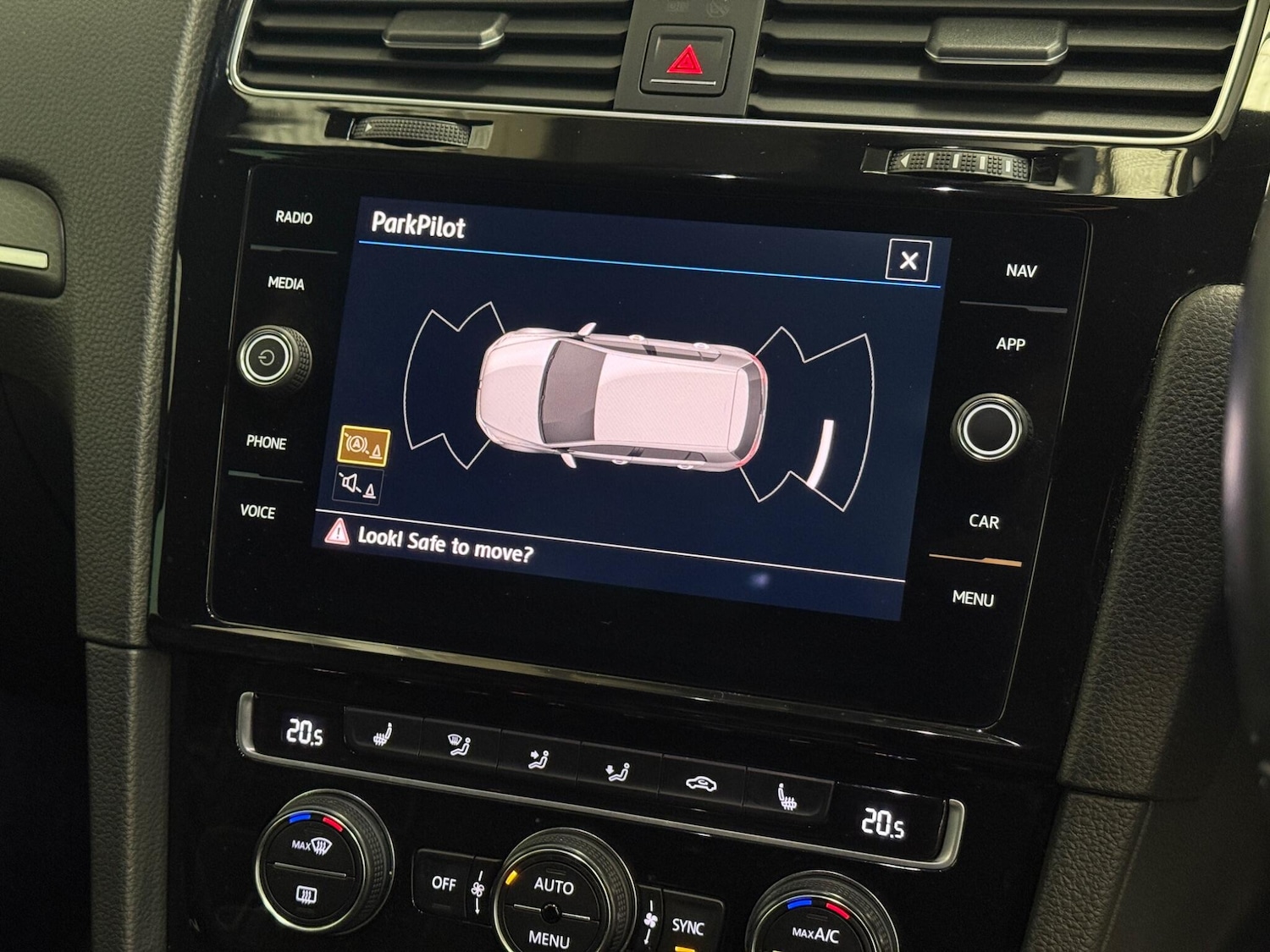 Used Volkswagen Golf 2018 for sale - 76912774: Photo 43