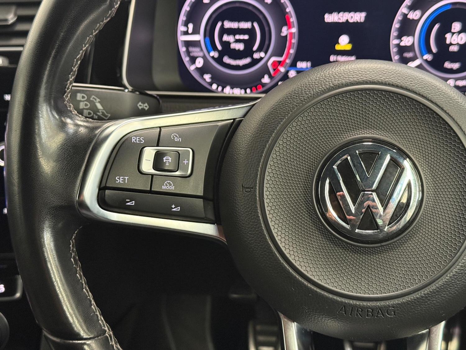 Used Volkswagen Golf 2018 for sale - 76912774: Photo 49