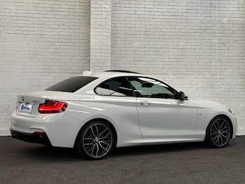 Used BMW 2 Series 2015 for sale - 79441516: Photo