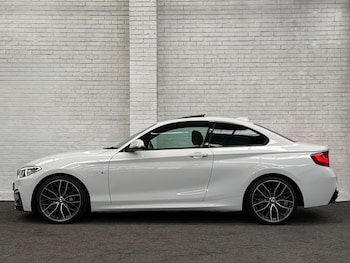 Used BMW 2 Series 2015 for sale - 79441516: Photo