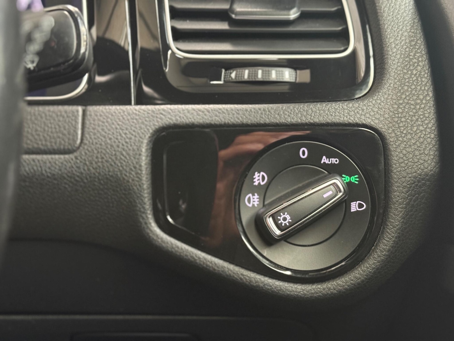 Used Volkswagen Golf for sale - 76701456: Photo 39