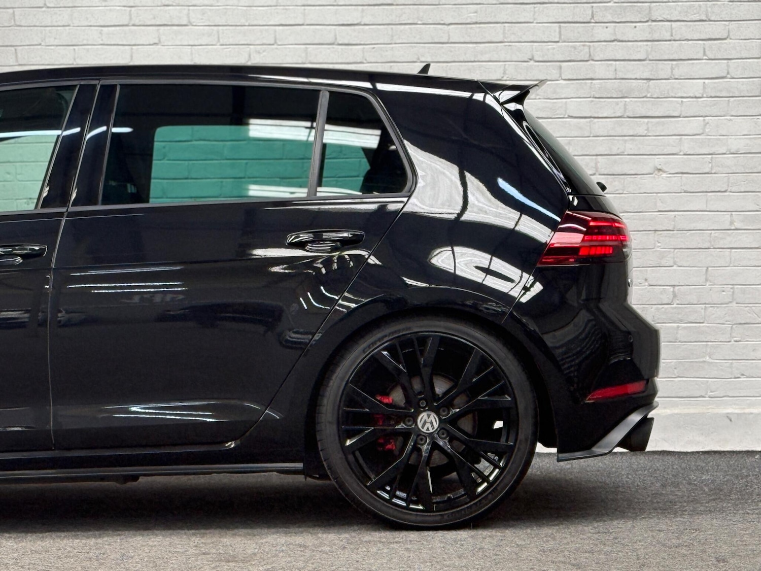 Used Volkswagen Golf for sale - 76701456: Photo 76