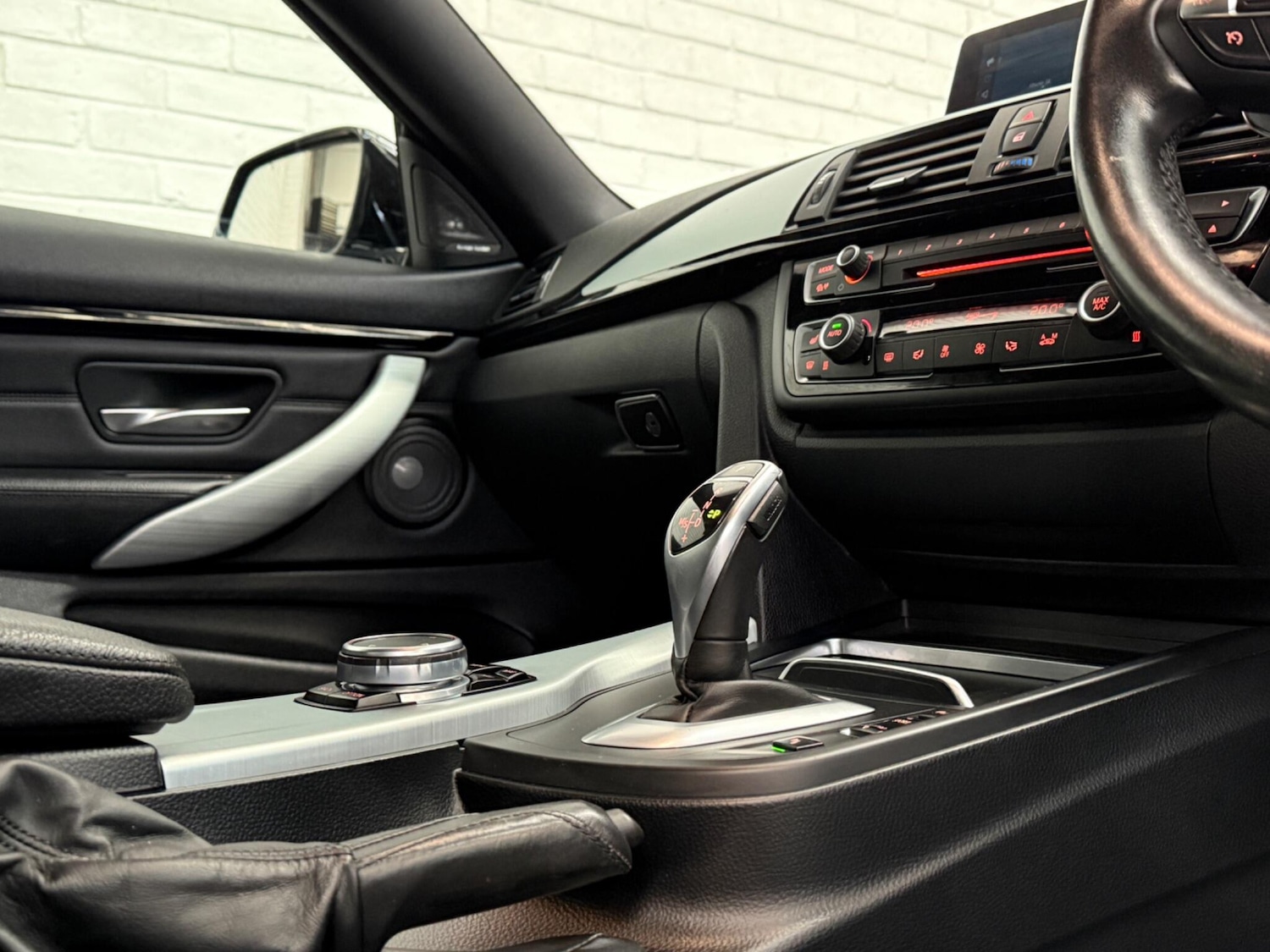 Used BMW 4 Series 2017 for sale - 76702382: Photo 12