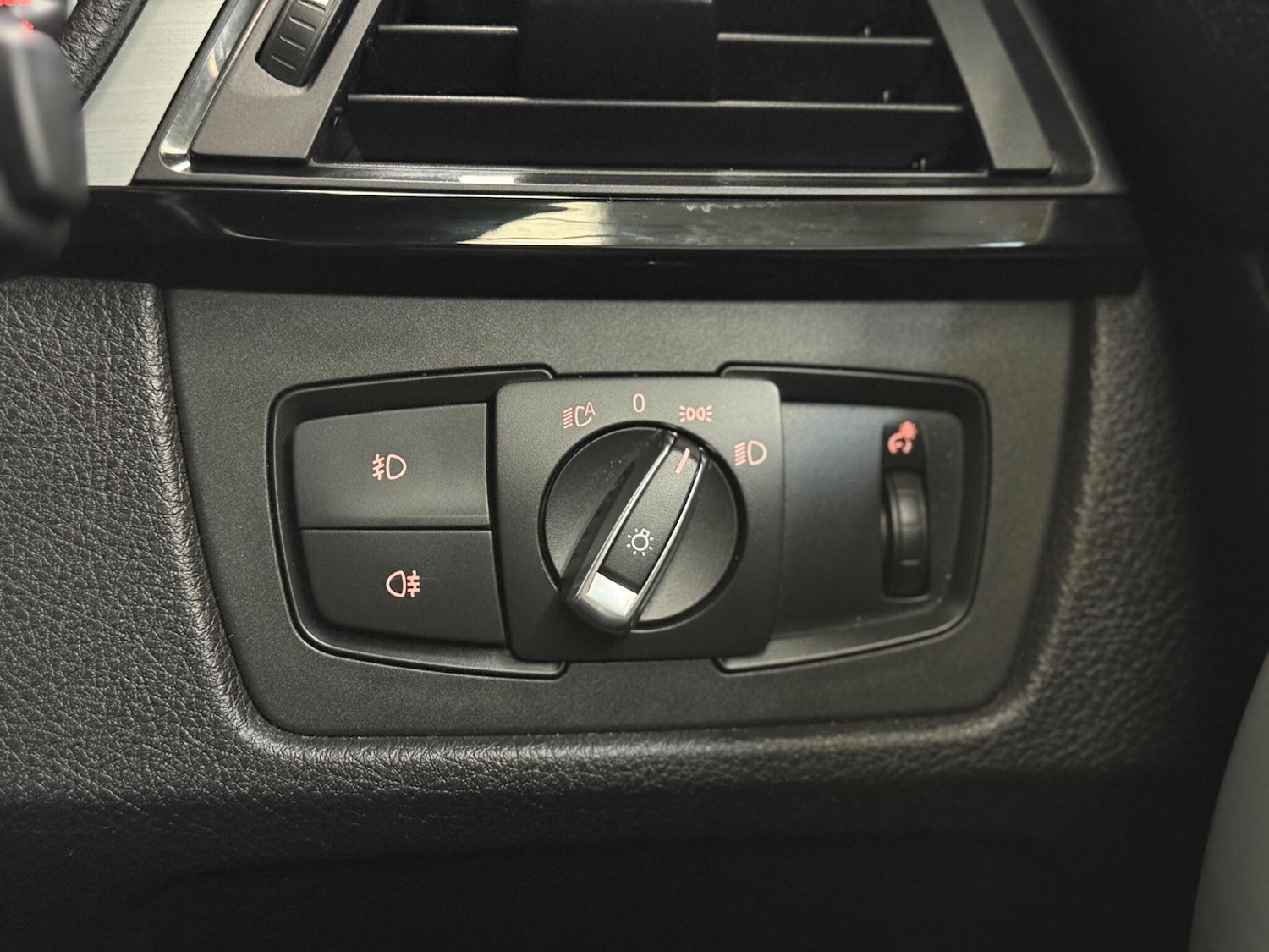 Used BMW 4 Series 2017 for sale - 76702382: Photo 54