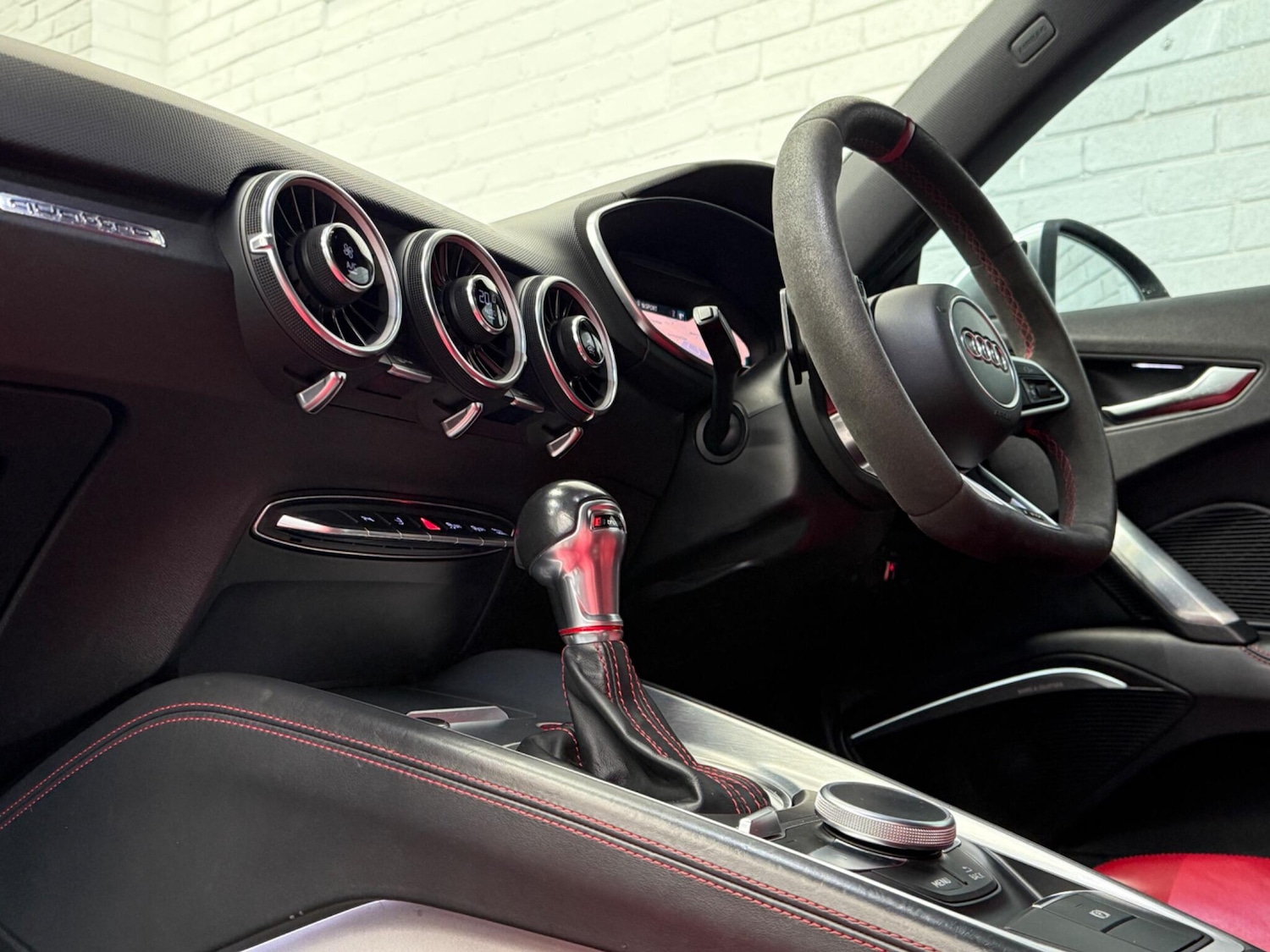 Used Audi TT 2015 for sale - 76657231: Photo 18