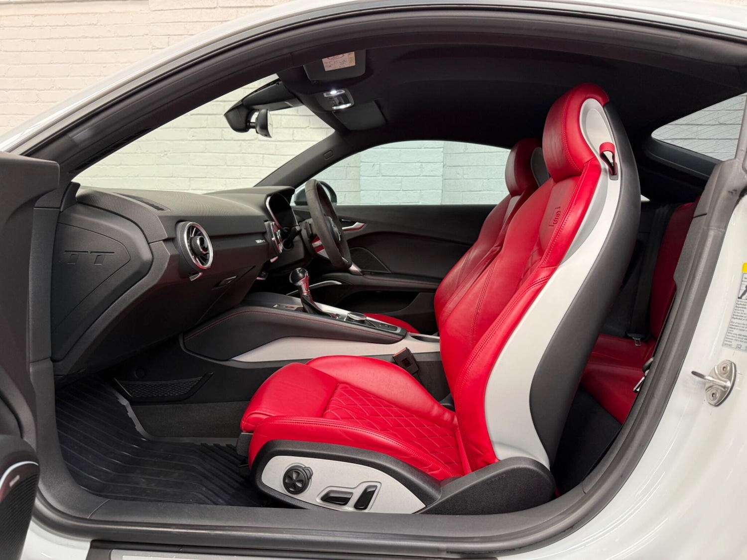 Used Audi TT 2015 for sale - 76657231: Photo 30