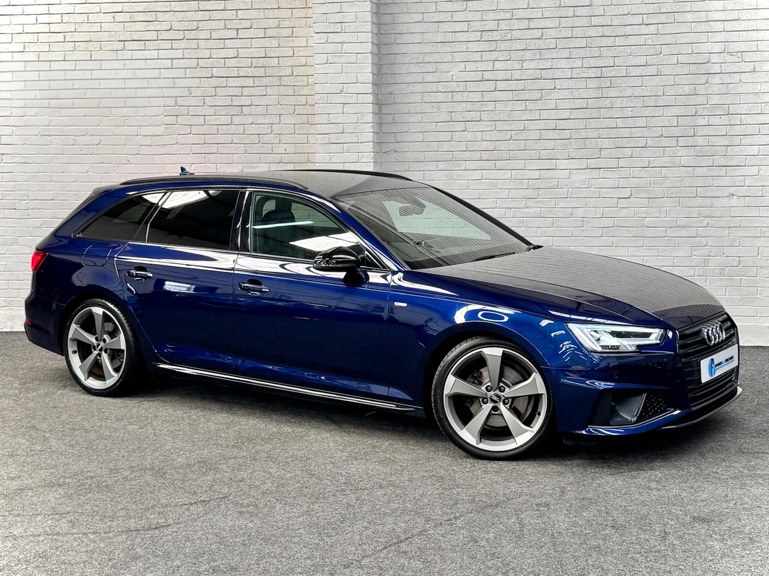 Used Audi A4 2019 for sale - 76657183: Photo 1