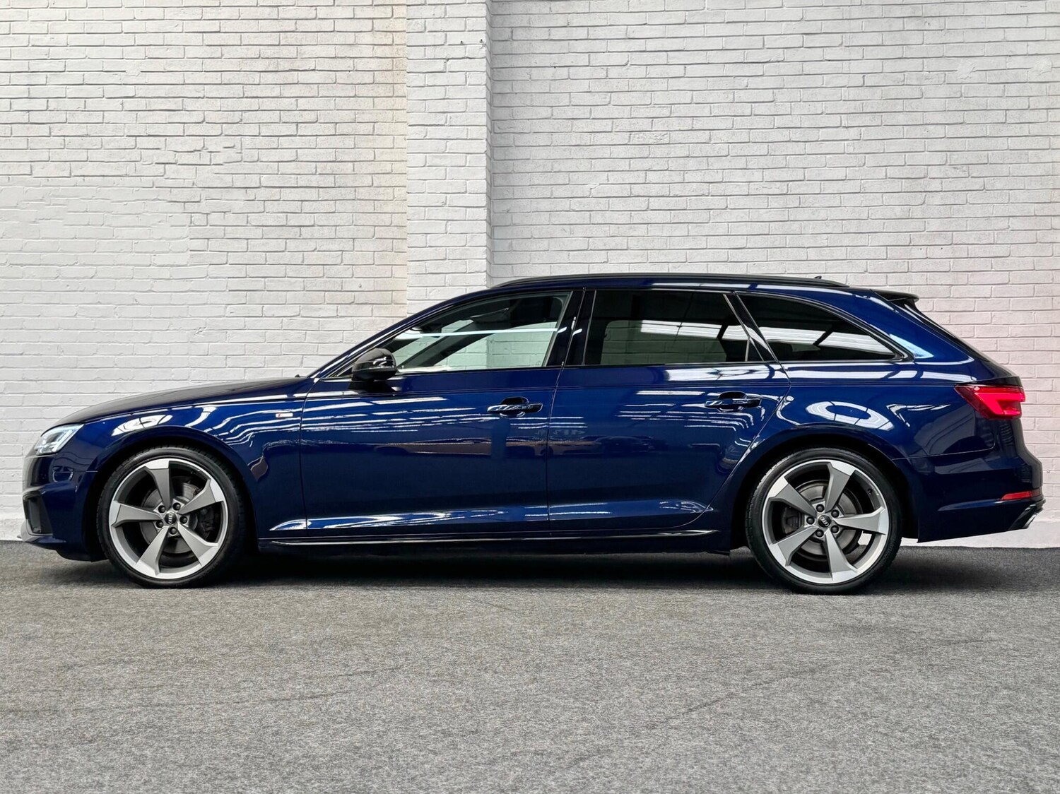 Used Audi A4 2019 for sale - 76657183: Photo 11