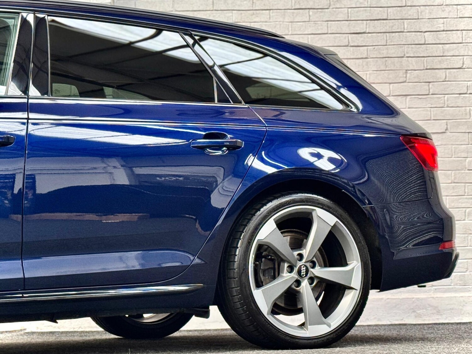 Used Audi A4 2019 for sale - 76657183: Photo 17