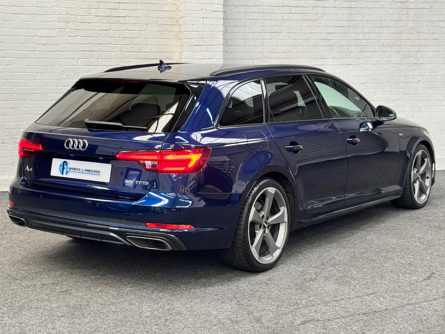 Used Audi A4 2019 for sale - 76657183: Photo 2