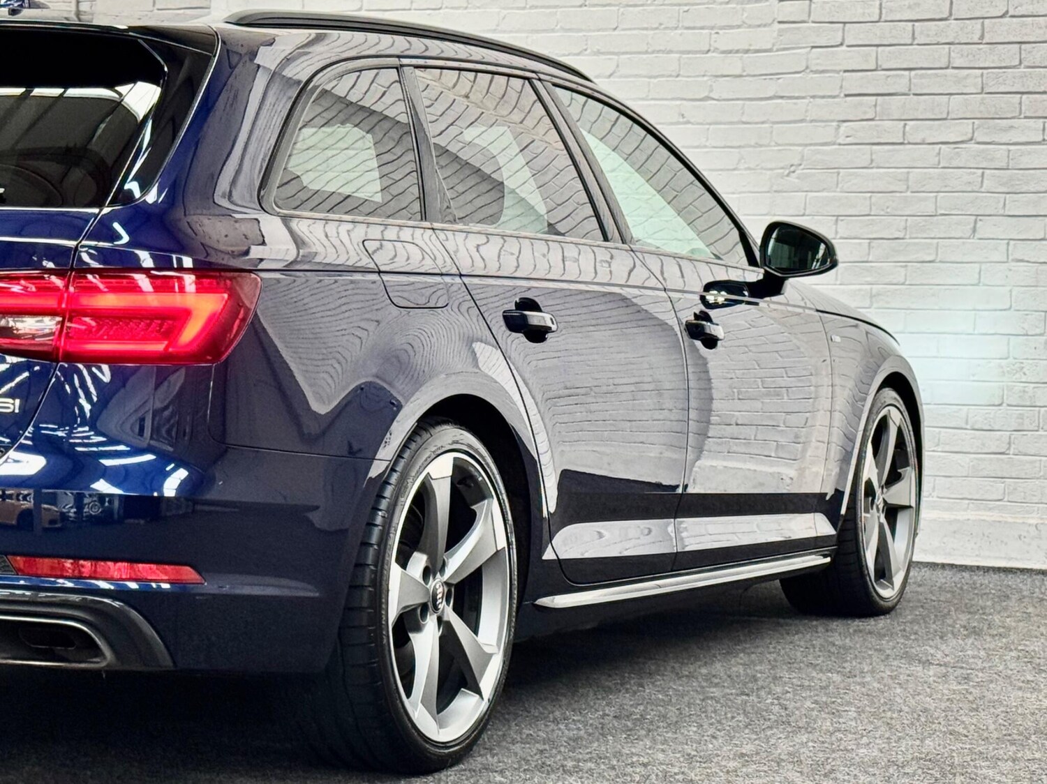 Used Audi A4 2019 for sale - 76657183: Photo 27