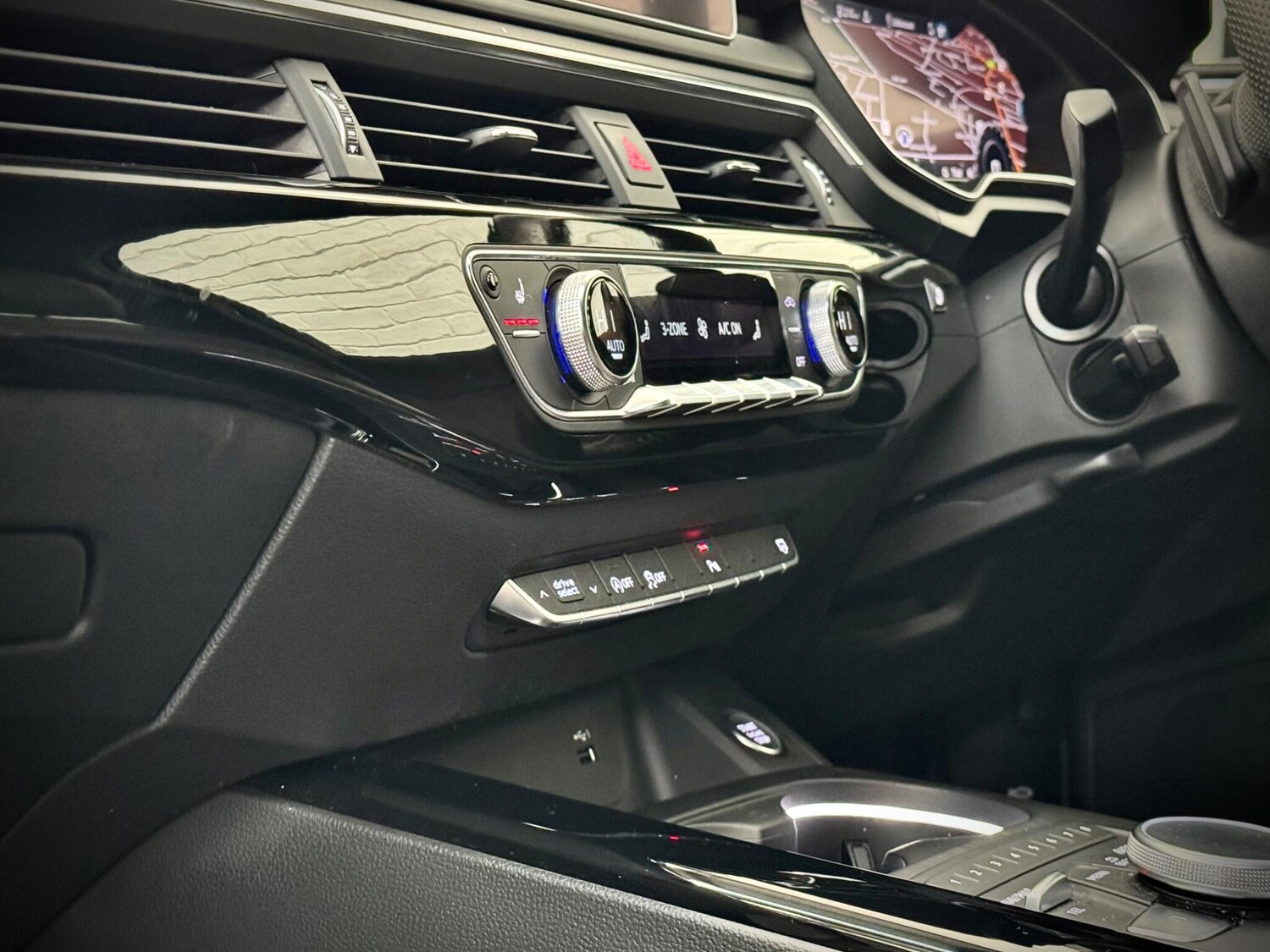 Used Audi A4 2019 for sale - 76657183: Photo 32