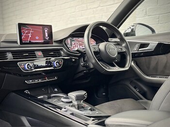 Used Audi A4 2019 for sale - 76657183: Photo