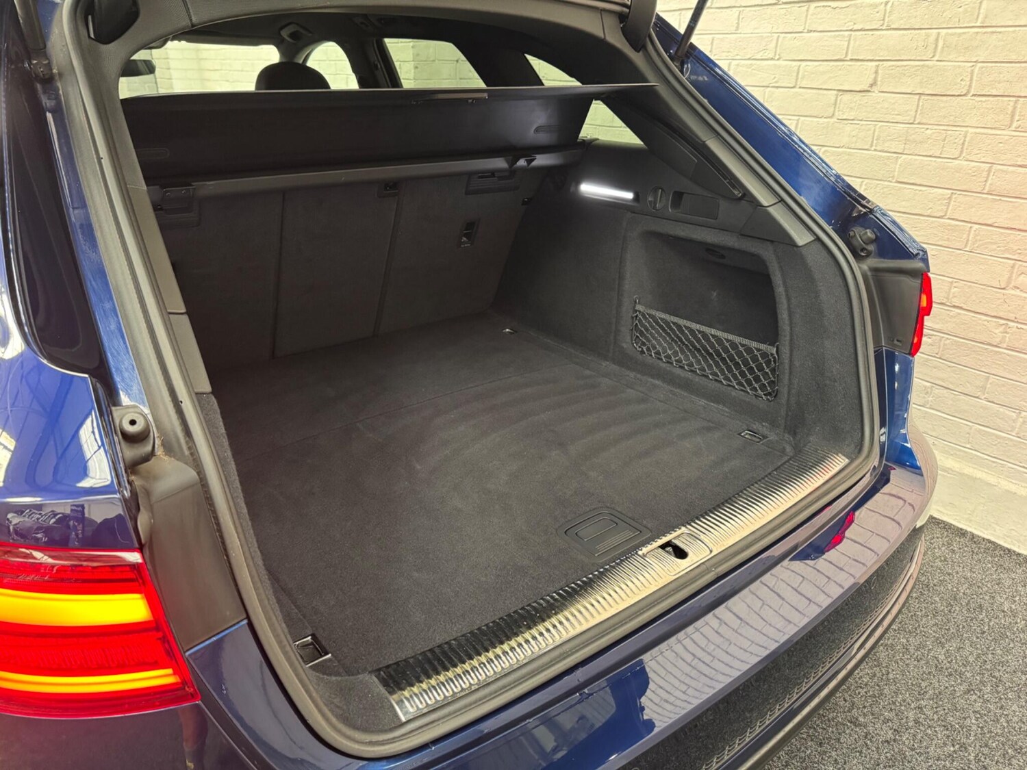 Used Audi A4 2019 for sale - 76657183: Photo 42