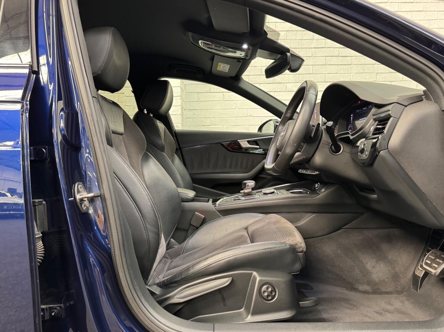 Used Audi A4 2019 for sale - 76657183: Photo 50