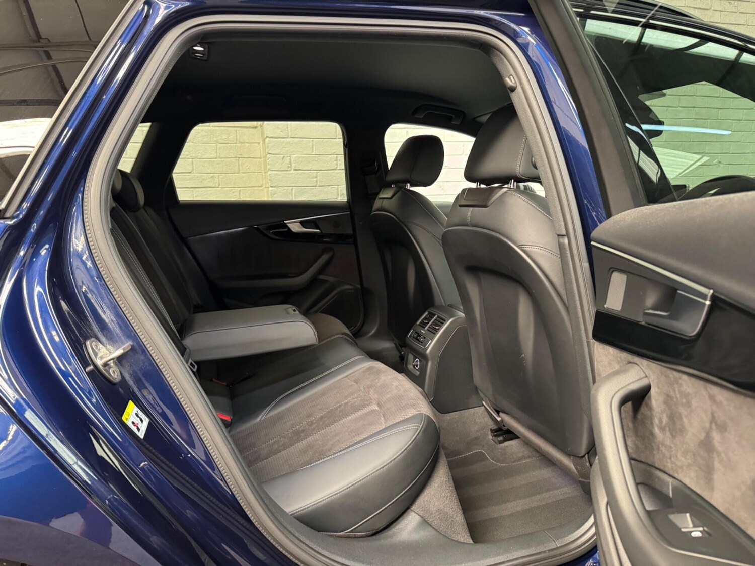 Used Audi A4 2019 for sale - 76657183: Photo 54