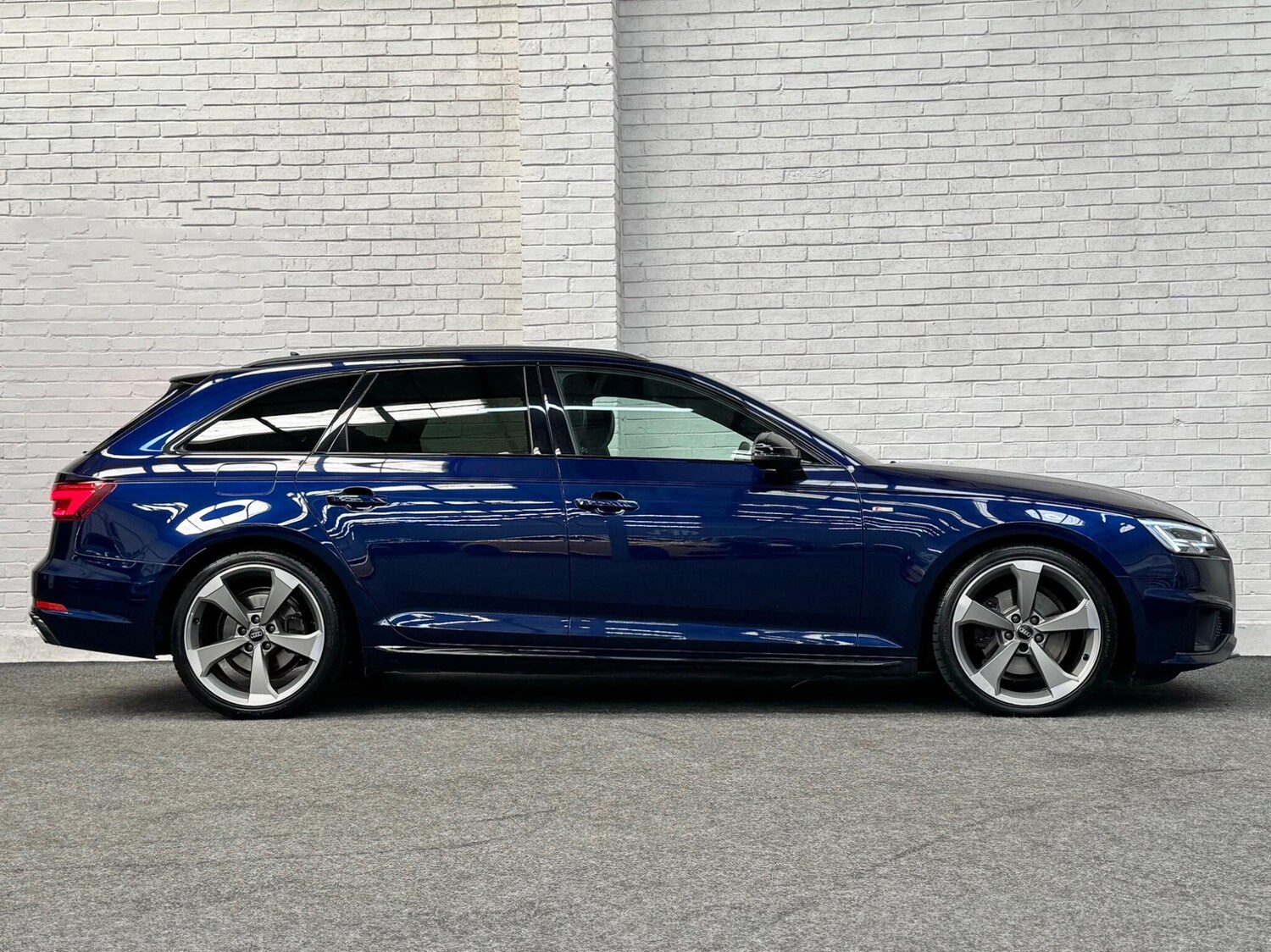 Used Audi A4 2019 for sale - 76657183: Photo 6