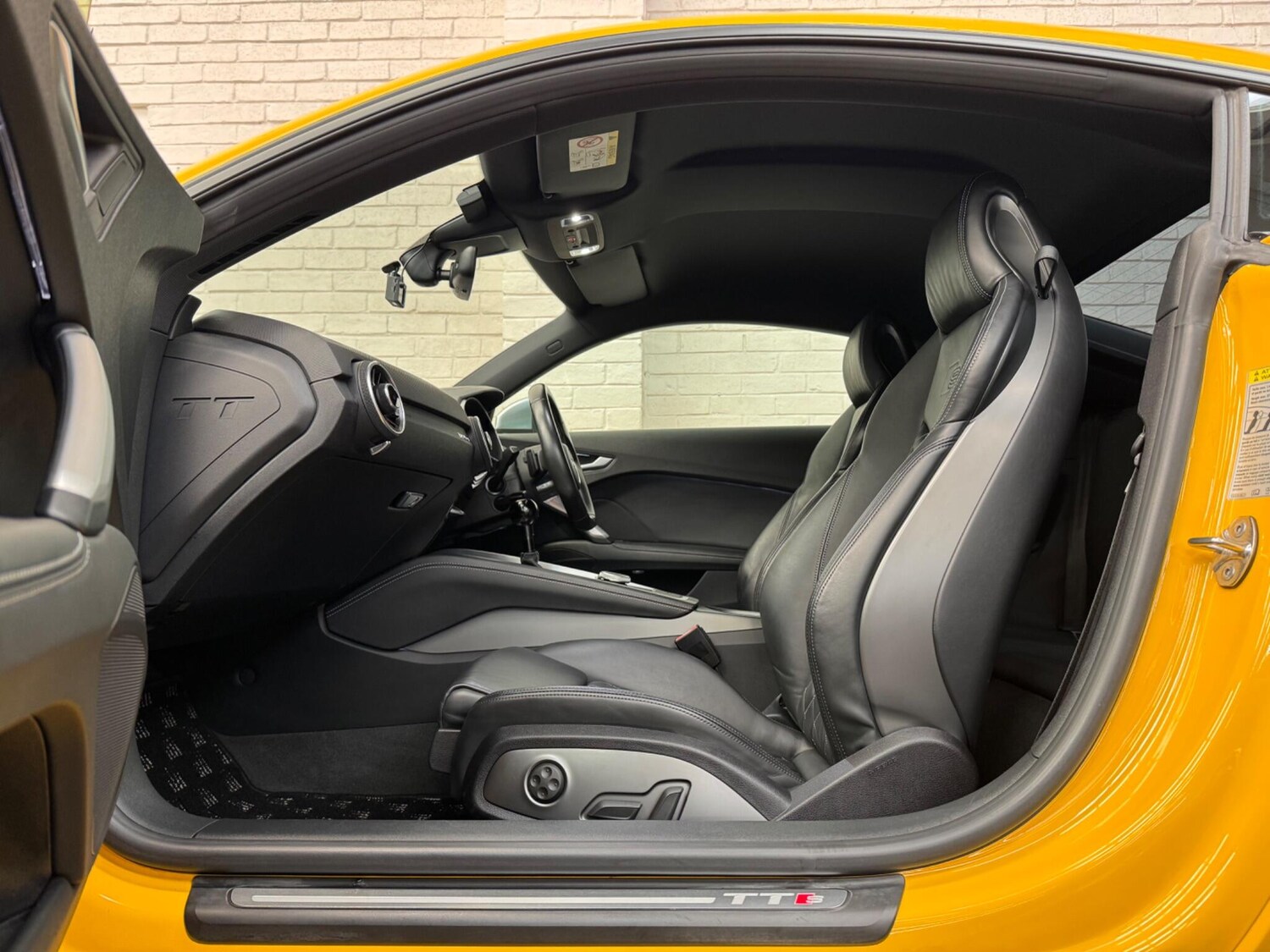 Used Audi TTS for sale - 76658414: Photo 86