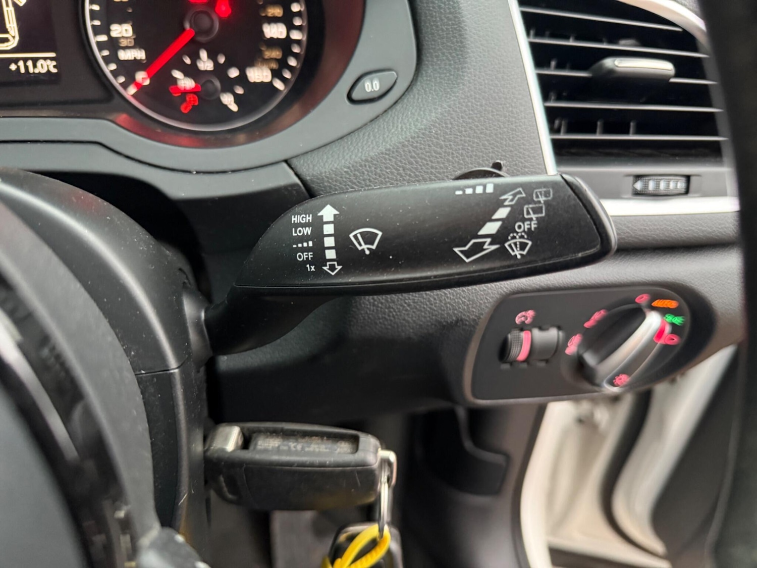 Used Audi Q3 for sale - 76996608: Photo 26