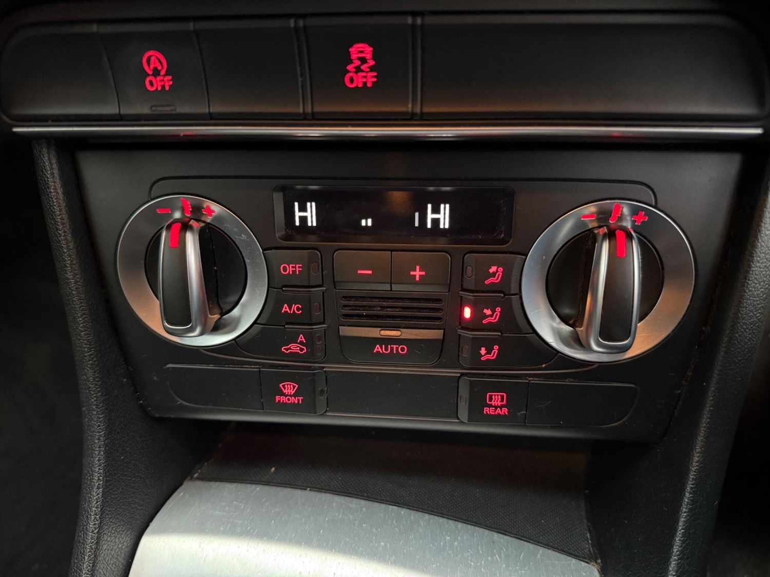 Used Audi Q3 for sale - 76996608: Photo 28