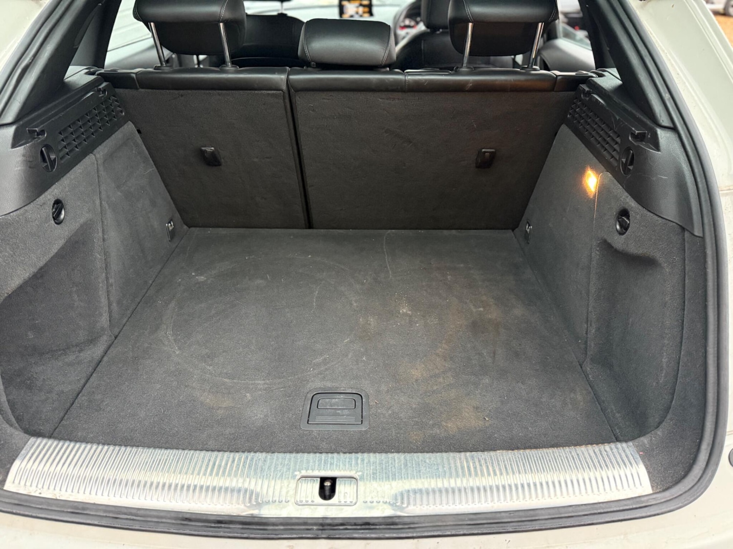 Used Audi Q3 for sale - 76996608: Photo 38